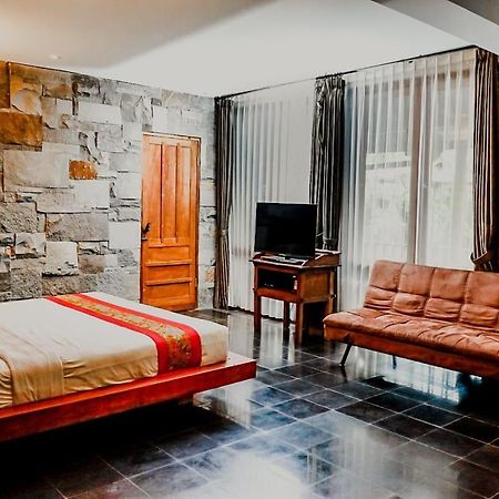 Warisan Heritage Boutique Hotel Surakarta  Exterior photo