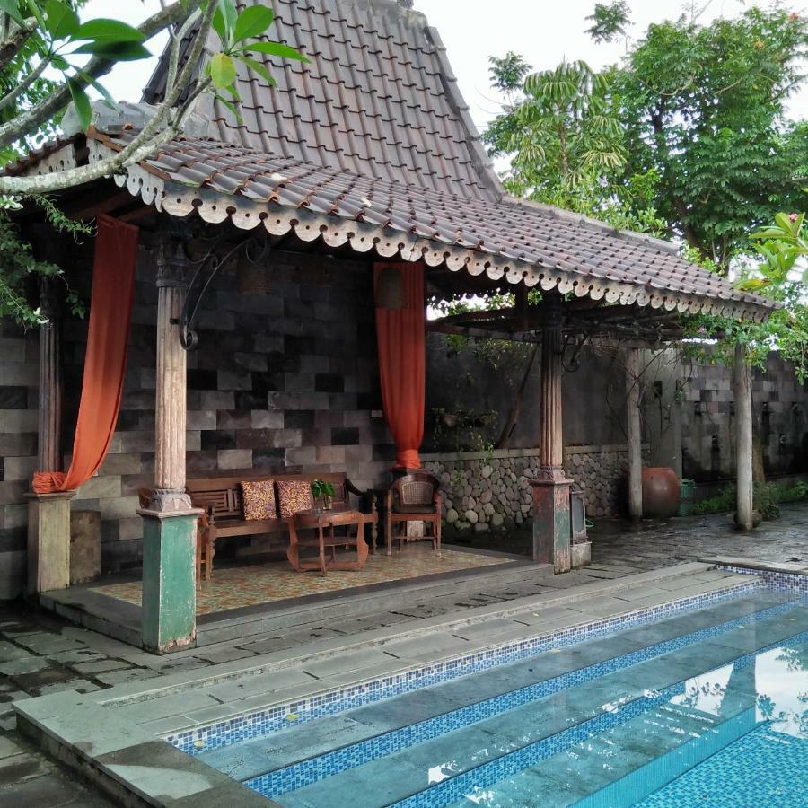 Warisan Heritage Boutique Hotel Surakarta  Exterior photo
