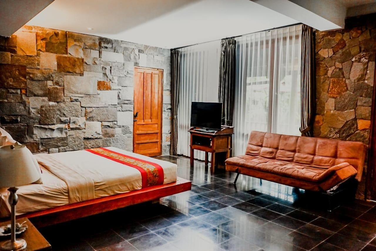 Warisan Heritage Boutique Hotel Surakarta  Exterior photo